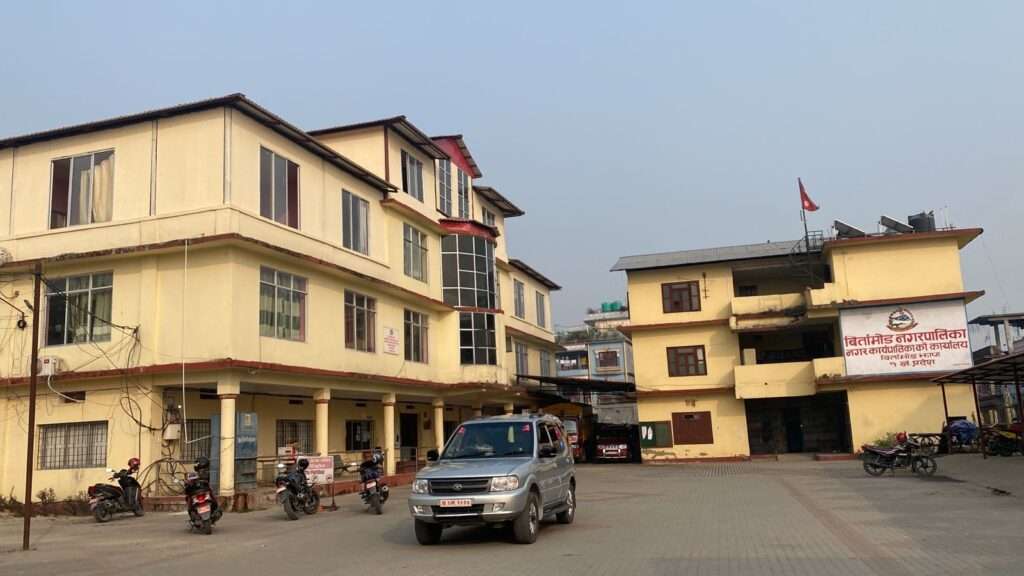 जनताले दिए भोट, तर जनप्रतिनिधी बिदेश गए कमाउन नोट